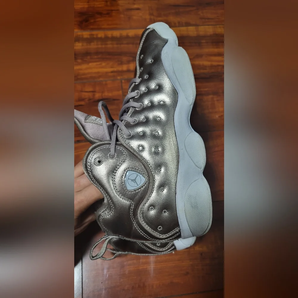 Nike Air Jordan Jumpman Team 2 SE size 6Y - Picture 7 of 12